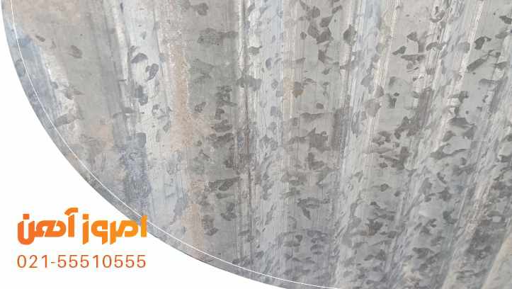 یک نمونه ورق گالوانیزه و گل های آن